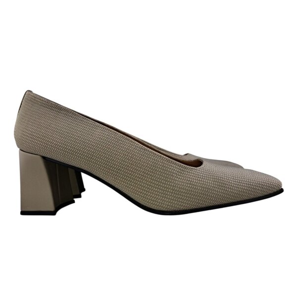 Stuart Weitzman Wedding Spain Pumps 9.5AAA Gold Metallic Fabric Heels 2.5"(Flaw) - Picture 1 of 10